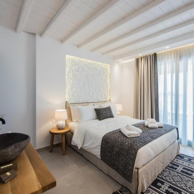 Ξυλινή κατασκευή στο Bohemia Luxury Living