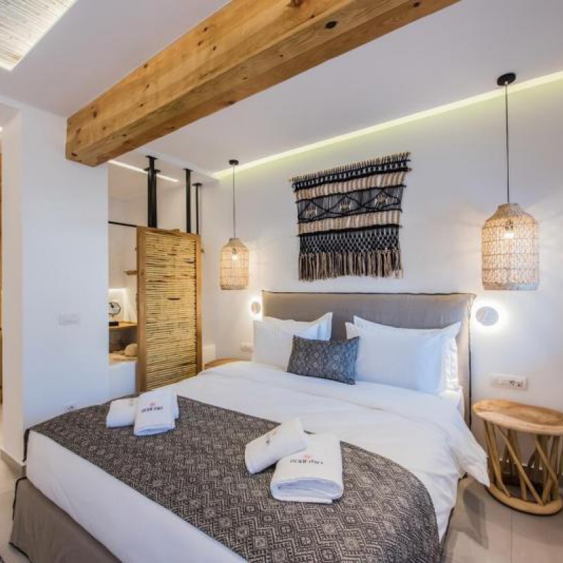 Ξυλινή κατασκευή στο Bohemia Luxury Living