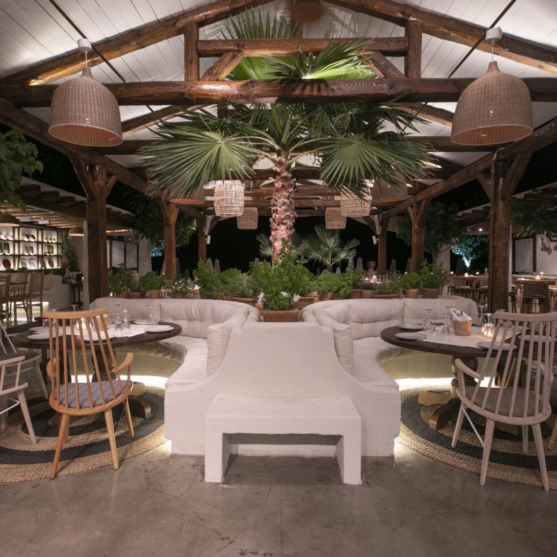 Μαμαλούκα Summer Beach Bar woodidead ξύλινες κατασκευές