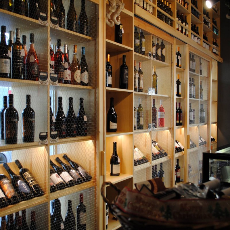 Cava Efréno - Bottle & Delicatessen woodidea ξύλινες κατασκευές