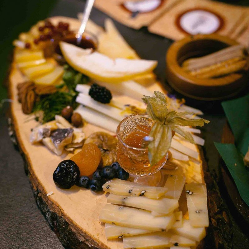 Cava Efréno - Bottle & Delicatessen woodidea ξύλινες κατασκευές