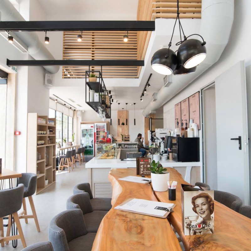 White Cup Café woodidea ξύλινες κατασκευές