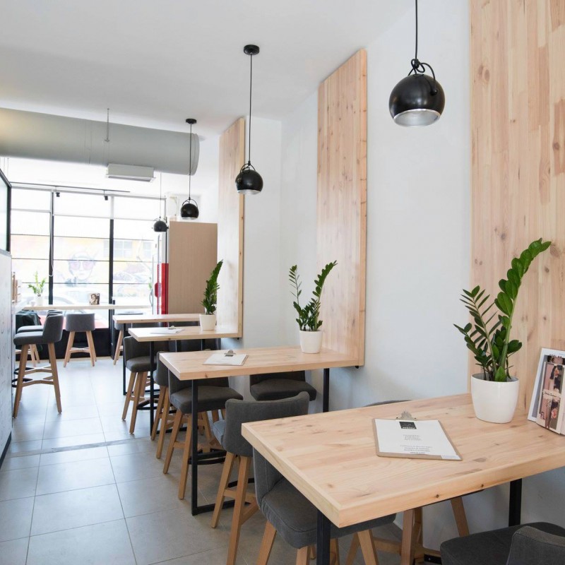 White Cup Café woodidea ξύλινες κατασκευές