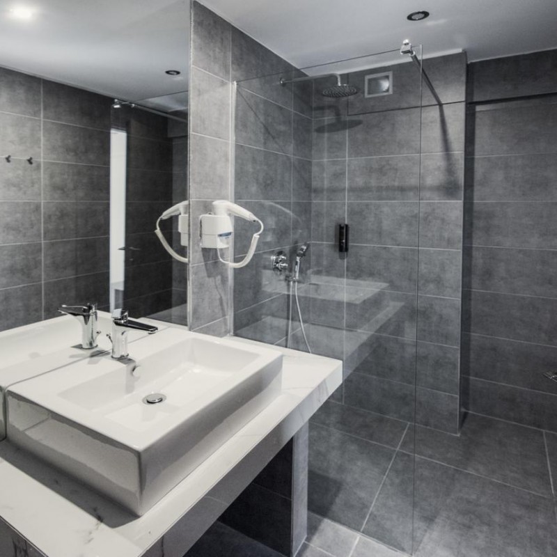 White Hotel Woodidea ξυλινες κατασκευές