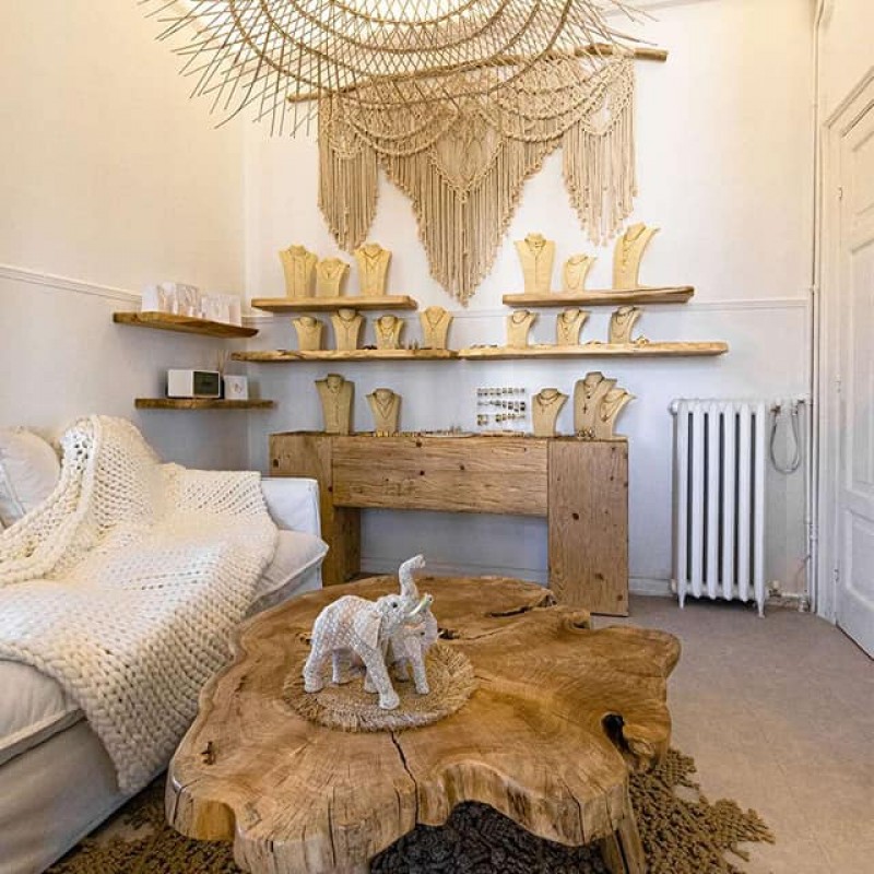 bohemian_lady workshop_ermou 53_woodidea