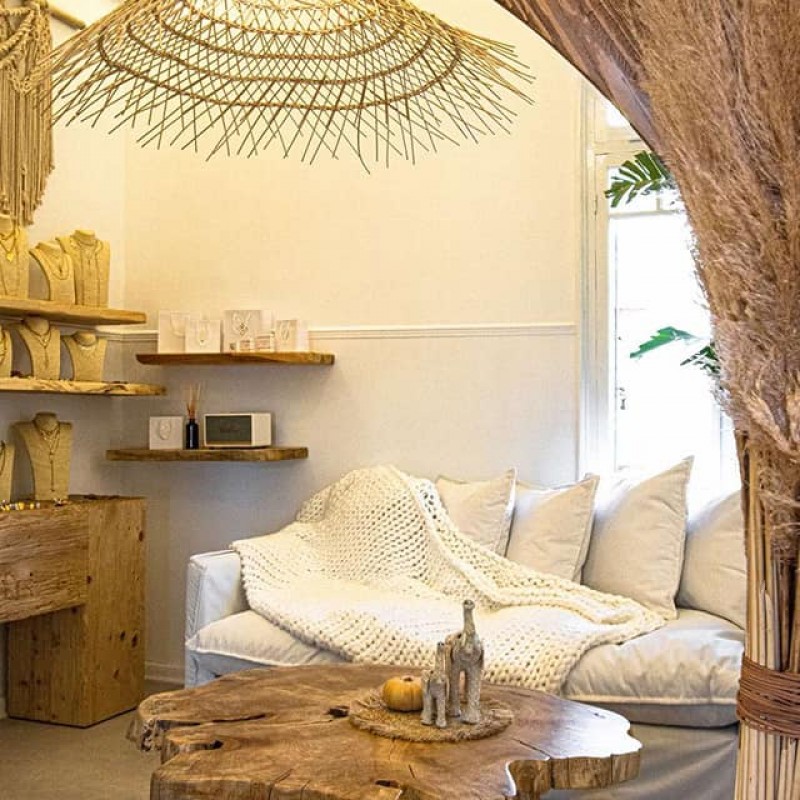 bohemian_lady workshop_ermou 53_woodidea