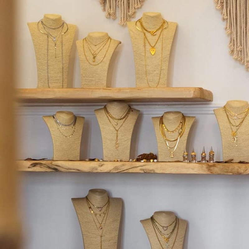 bohemian_lady workshop_ermou 53_woodidea