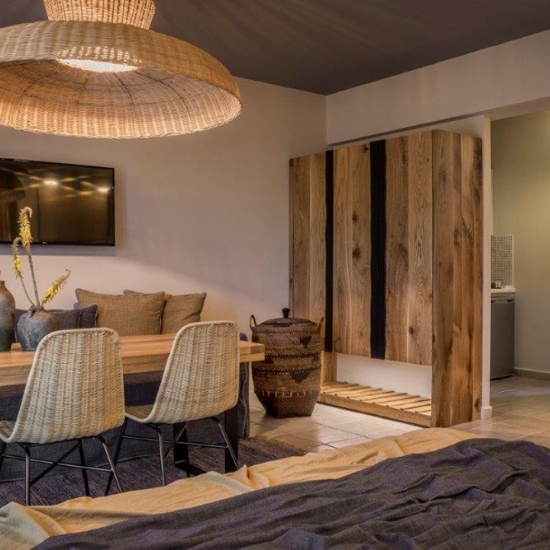 Avithos Resort Hοtel woodidea