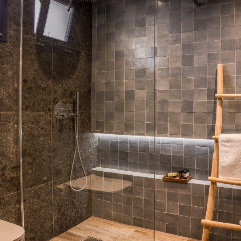 Avithos Resort Hοtel woodidea