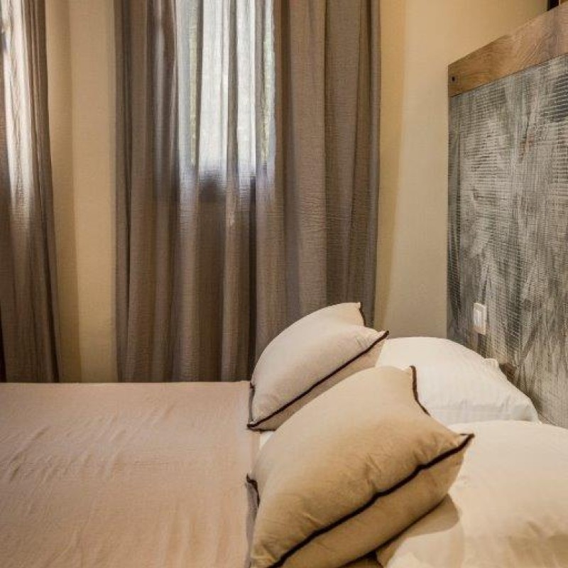 Avithos Resort Hοtel woodidea