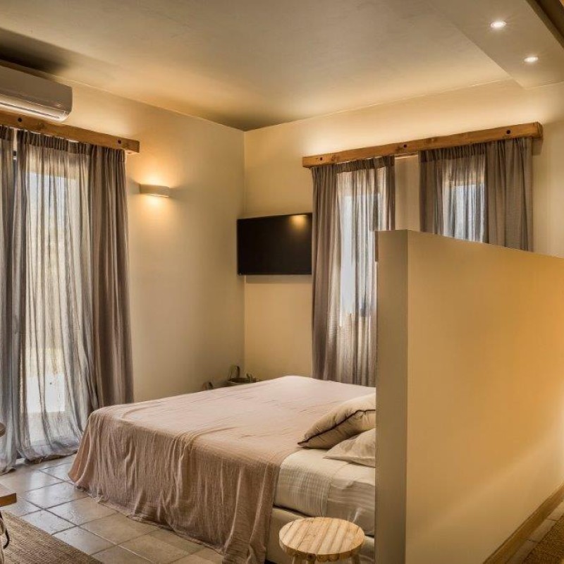 Avithos Resort Hοtel woodidea