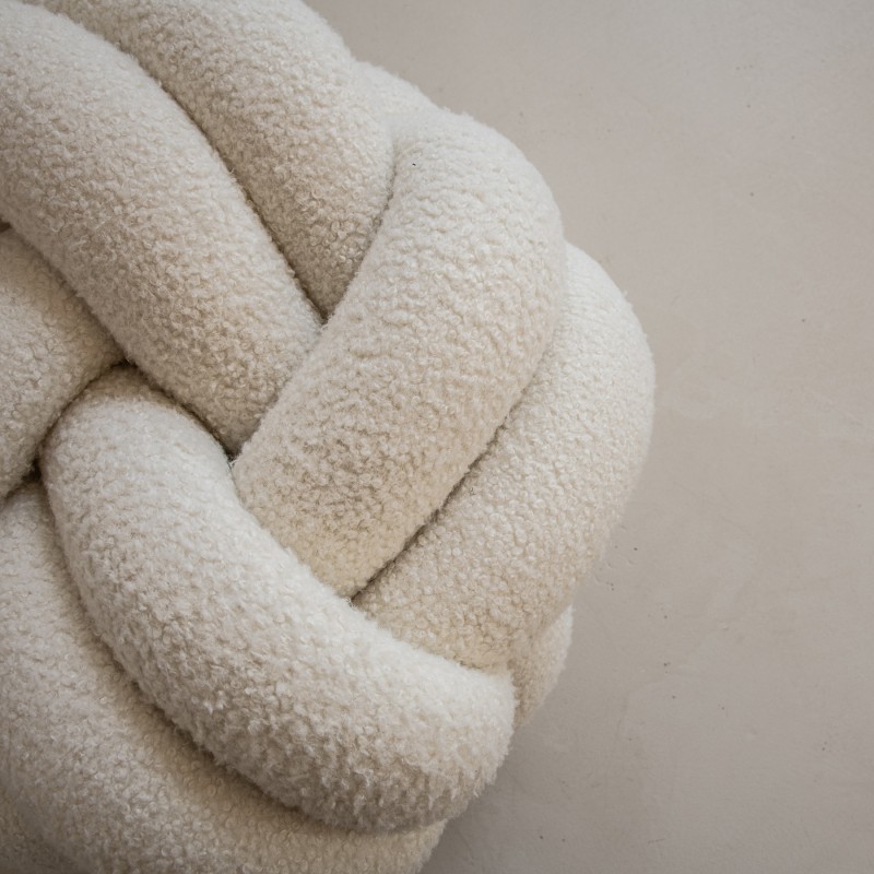 B.eagle woodidea design