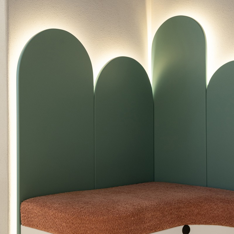 B.eagle woodidea design